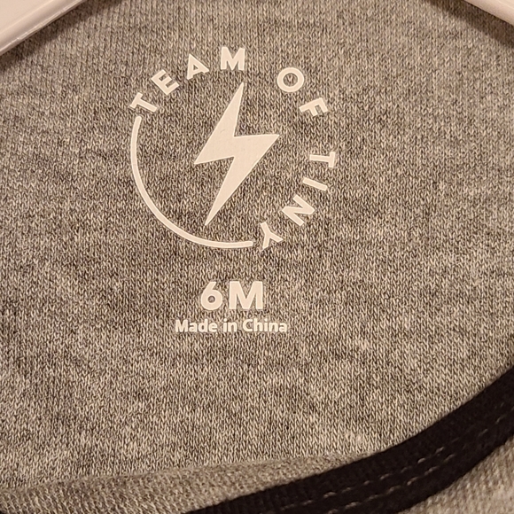 NWT Team of tiny size 6M gray / black bodysuit - Picture 7 of 10